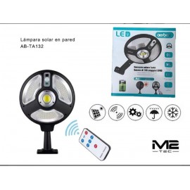 Lámpara solar en pared con mando